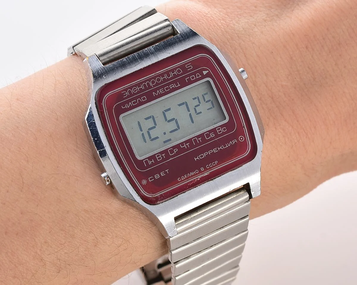Digital vintage USSR wristwatch Electronika-5 with red mask