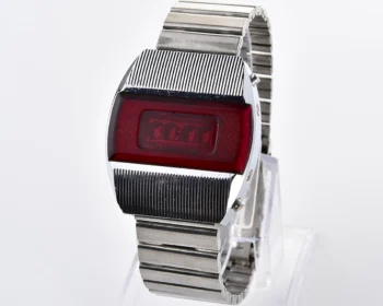 First Red LED Digital Vintage USSR Wristwatch Electronika E-1 Pulsar!
