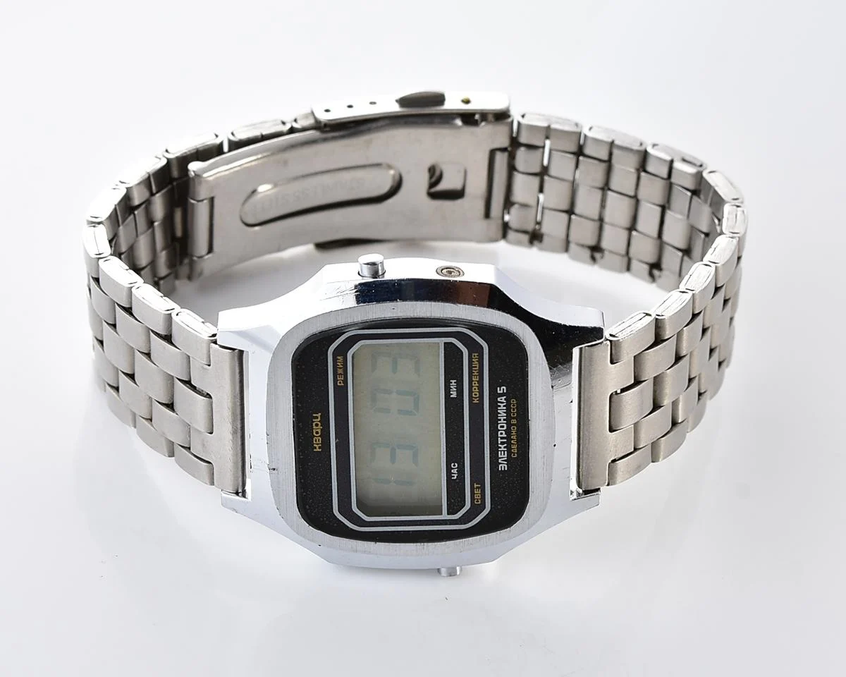 Vintage USSR digital watch Electronika 5
