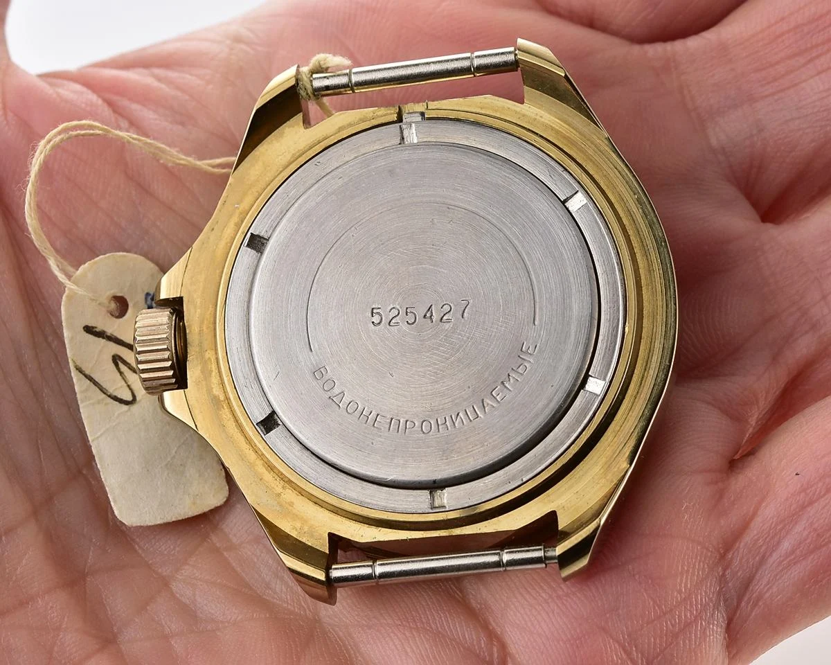 TIME CAPSULE: Vostok Komandirskie mechanical watch limited series – “Zakaz MO CCCP” – New Old Stock (NOS)!