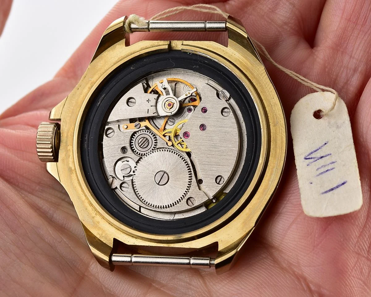 TIME CAPSULE: Vostok Komandirskie mechanical watch limited series – “Zakaz MO CCCP” – New Old Stock (NOS)!
