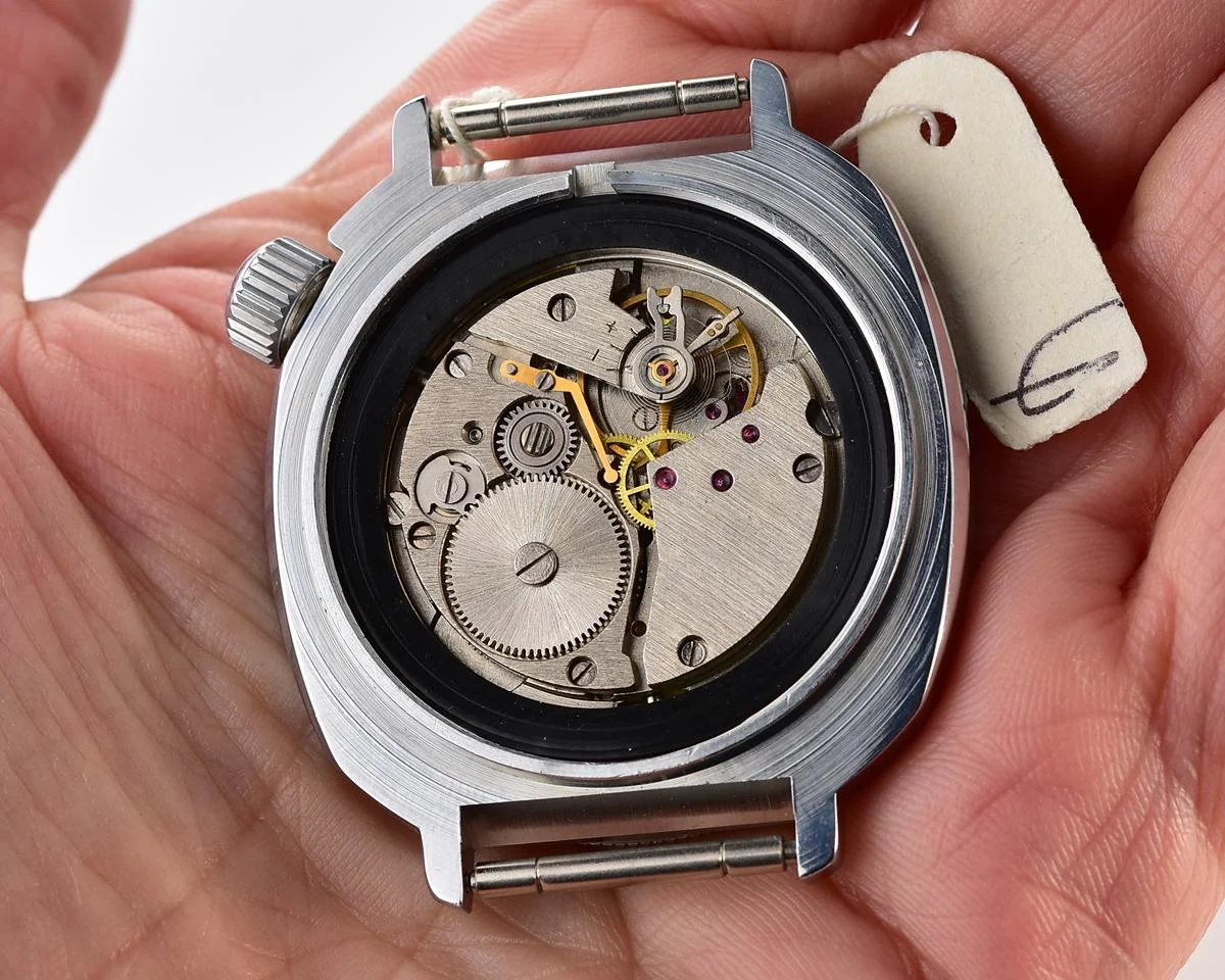 TIME CAPSULE: Vostok Komandirskie Tank mechanical watch – New Old Stock (NOS)!