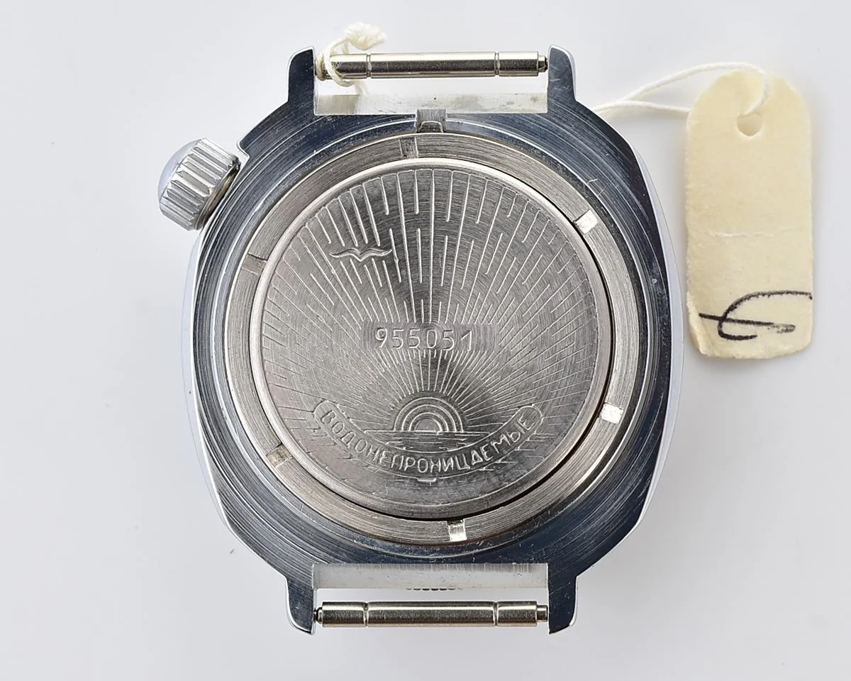 TIME CAPSULE: Vostok Komandirskie Tank mechanical watch – New Old Stock (NOS)!
