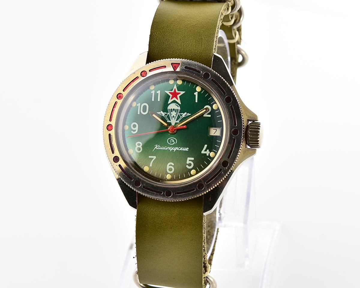 Excellent Komandirskie paratroopers mechanical wristwatch for airborn troops