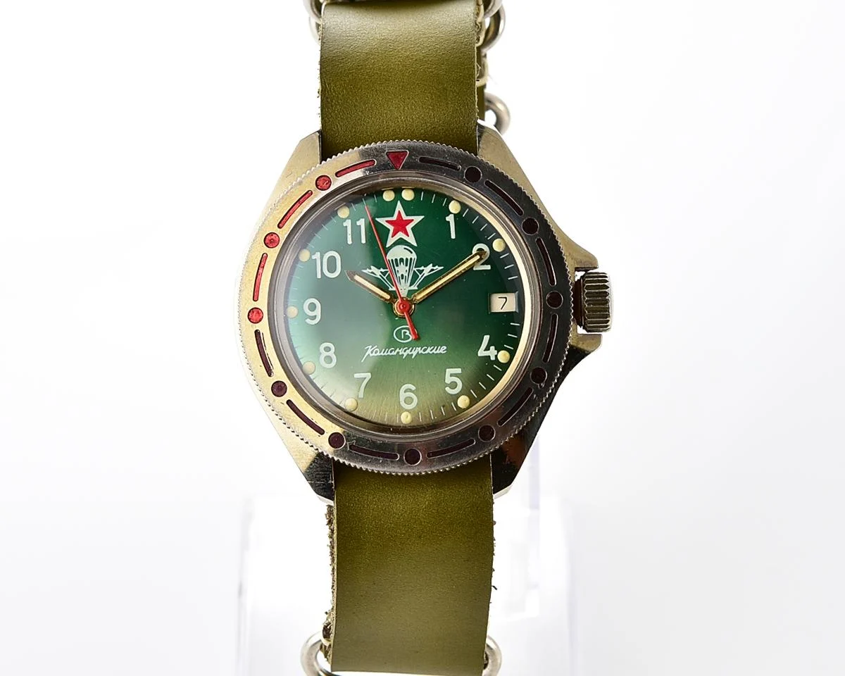Excellent Komandirskie paratroopers mechanical wristwatch for airborn troops