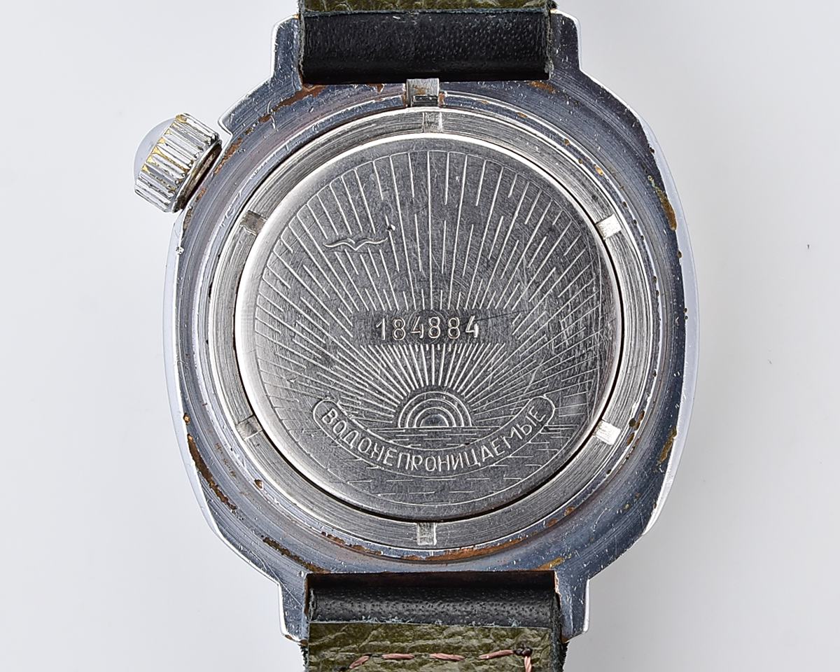 Vostok Komandirskie Paratroopers mechanical wristwatch for landing troops