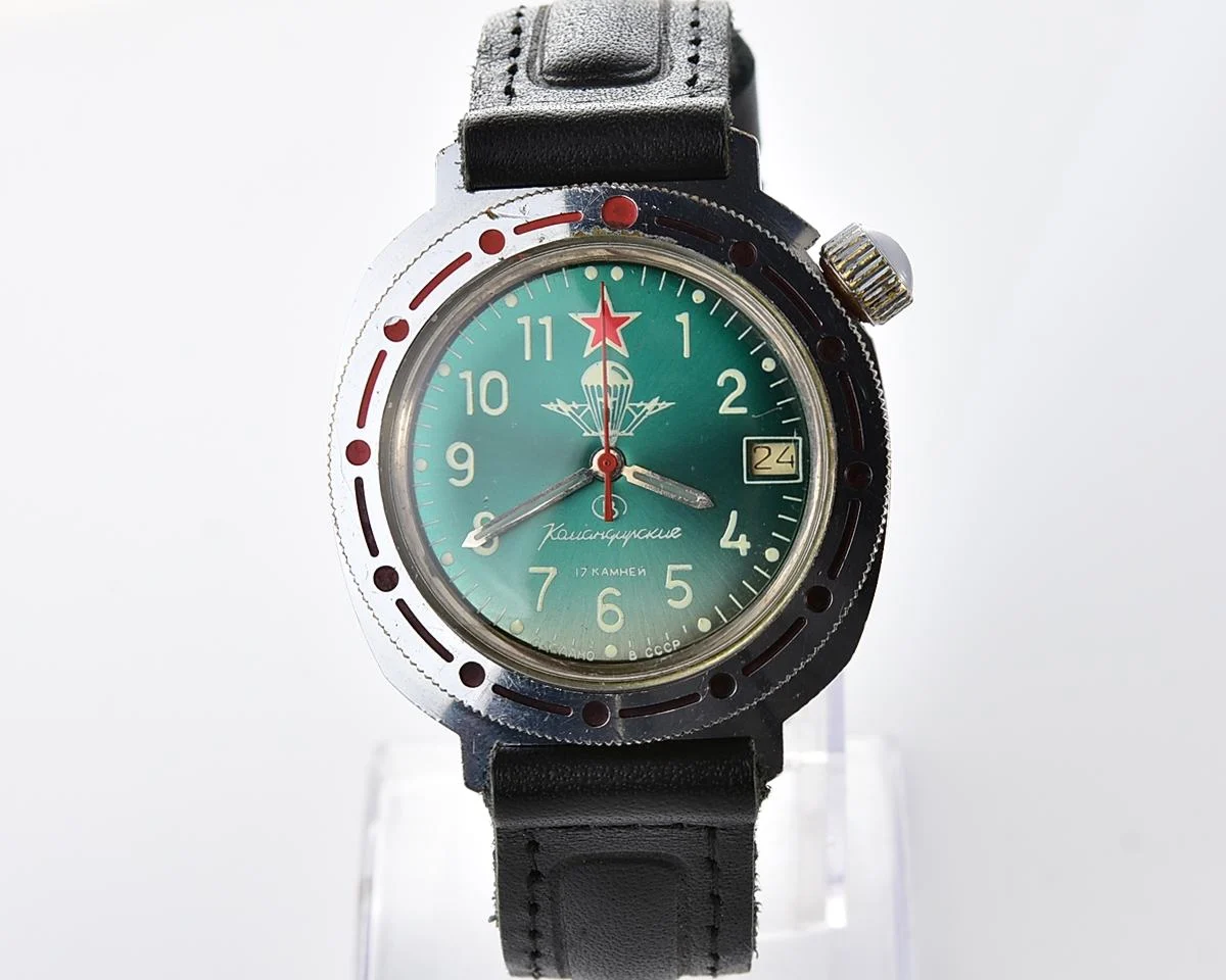 Vostok Komandirskie Paratroopers mechanical wristwatch for landing troops