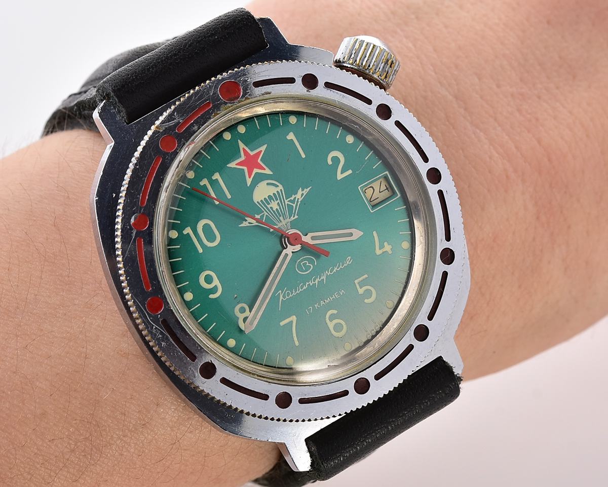 Vostok Komandirskie Paratroopers mechanical wristwatch for landing troops