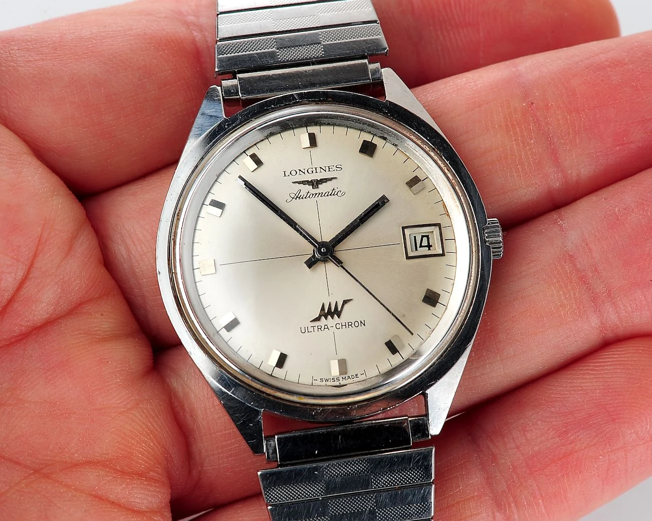 Longines Ultra-Chron Swiss high-beat vintage mechanical watch from 1970