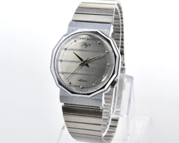 Soviet Luch wristwatch with quartz movement