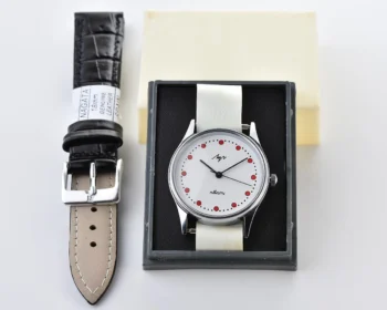 Excellent Soviet Luch elegant quartz wristwatch