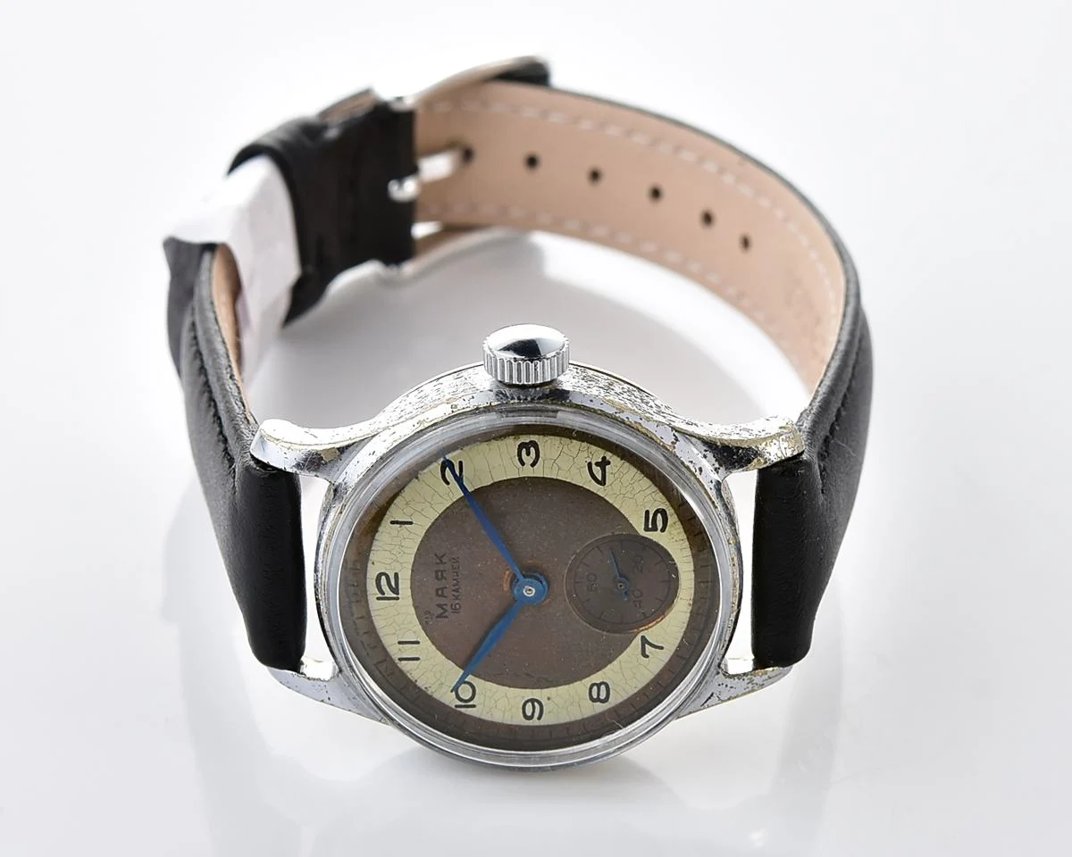 Vintage Soviet Mayak mechanical watch, 1MChZ, 2nd quarter of 1955