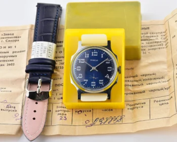 TIME CAPSULE: Soviet mechanical Pobeda watch in box – New Old Stock (NOS)!
