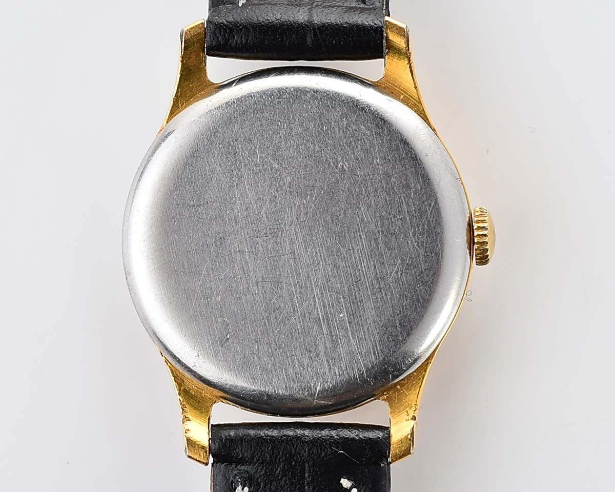 Excellent vintage gold-plated Soviet mechanical Pobeda, 2MChZ from the 1950s