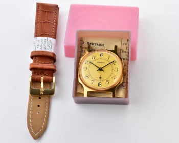 TIME CAPSULE: Soviet mechanical Pobeda gold-plated watch in box – New Old Stock (NOS)!