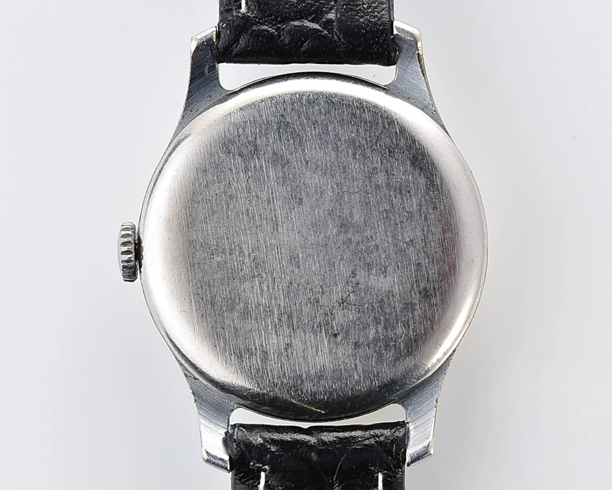 Vintage Soviet mechanical Pobeda watch, 2MChZ from the 1st quarter 1956!