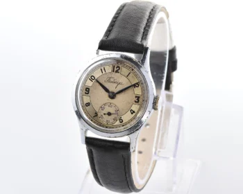 Vintage Soviet mechanical watch Pobeda, 1MChZ factory, the 4th quarter of 1952!