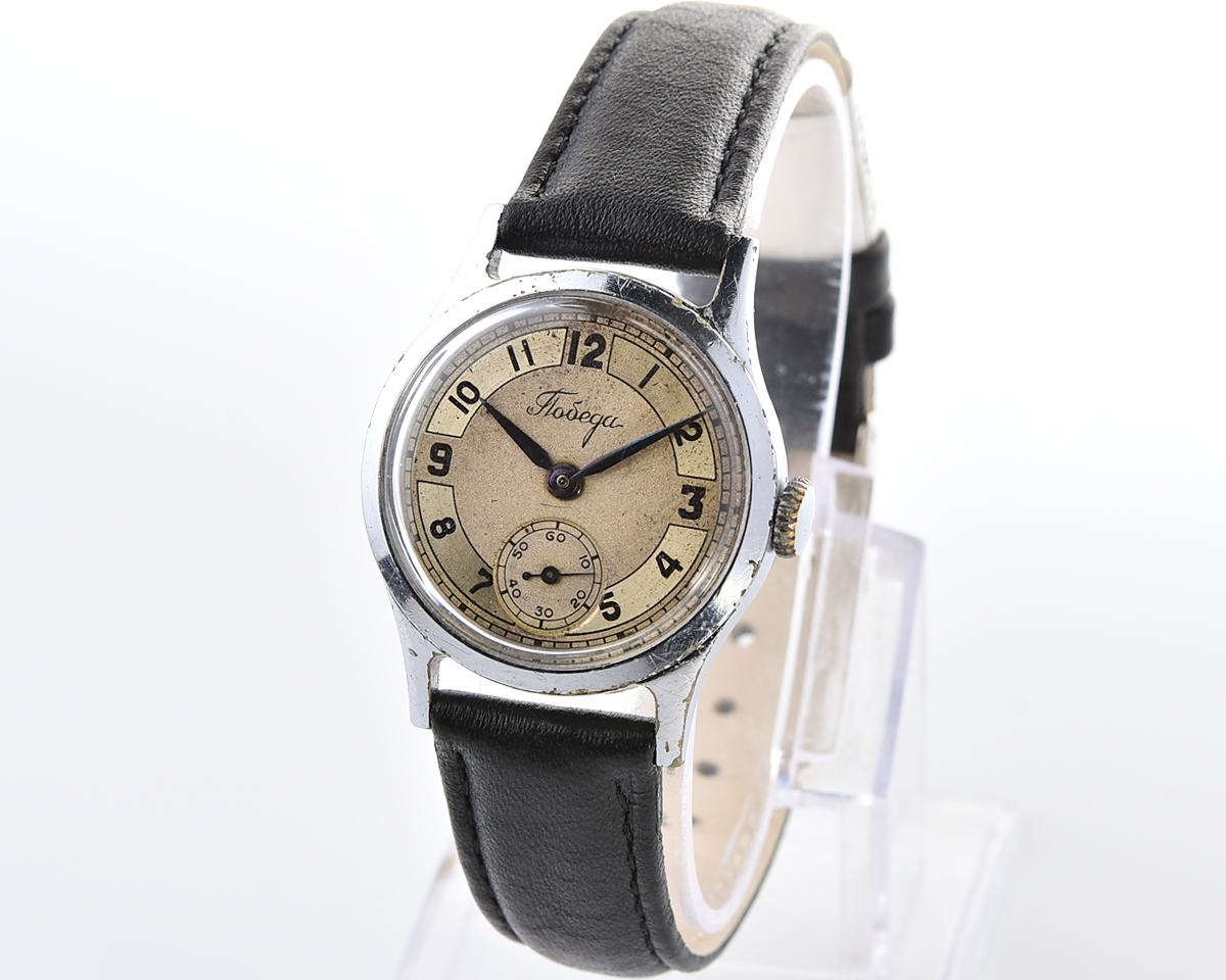 Vintage soviet mechanical watch POBEDA, 1MChZ factory, the 4th quarter of 1952!