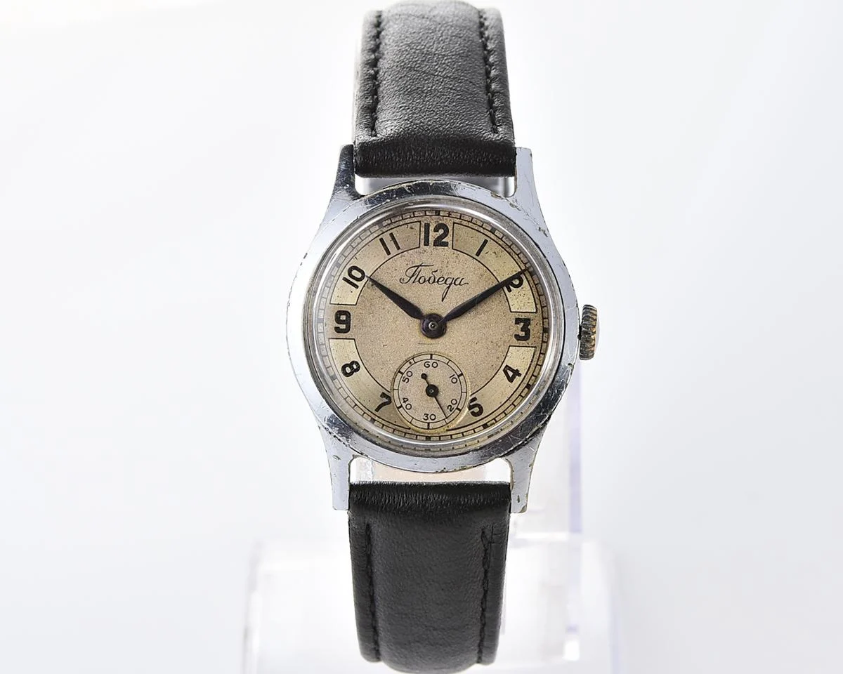 Vintage Soviet mechanical watch Pobeda, 1MChZ factory, the 4th quarter of 1952!