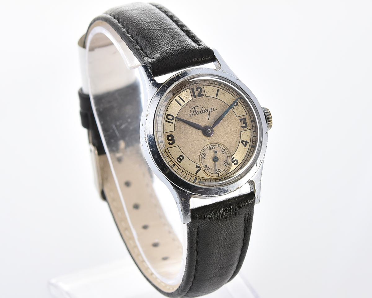 Vintage soviet mechanical watch POBEDA, 1MChZ factory, the 4th quarter of 1952!