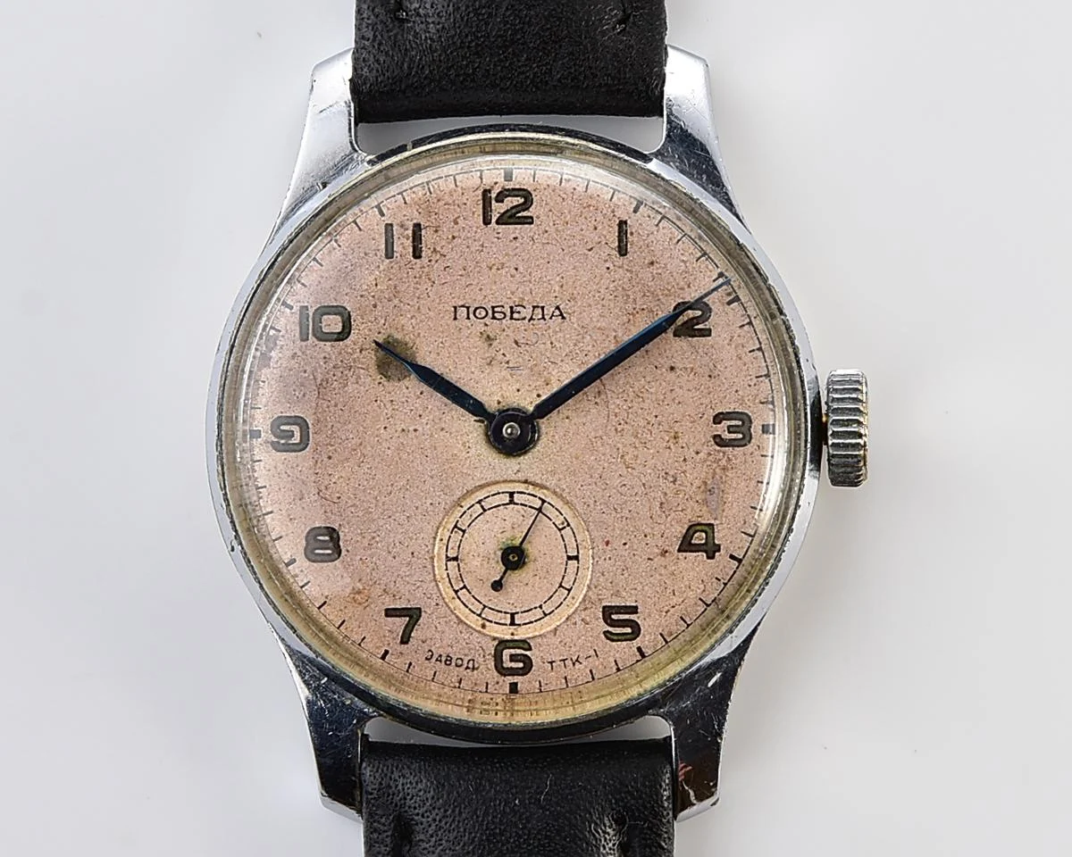 Vintage Soviet mechanical watch 1MChZ Pobeda from the 2nd quarter of 1953