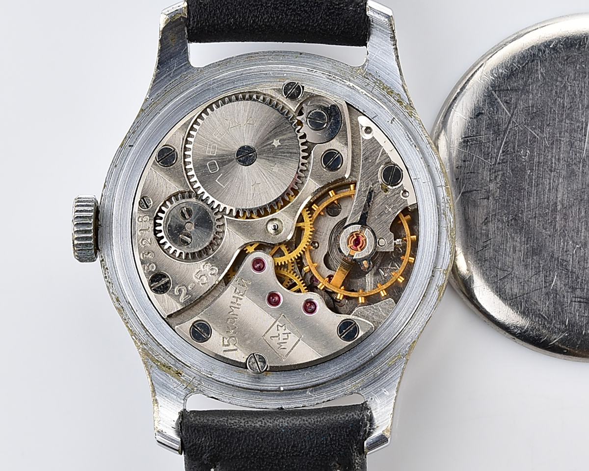 Vintage Soviet mechanical watch 1MChZ POBEDA from the 2nd quarter of 1953