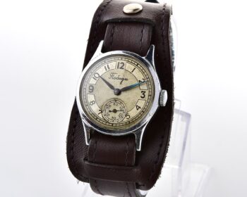 Vintage soviet mechanical watch POBEDA, 1MChZ, the 3rd quarter of 1951!
