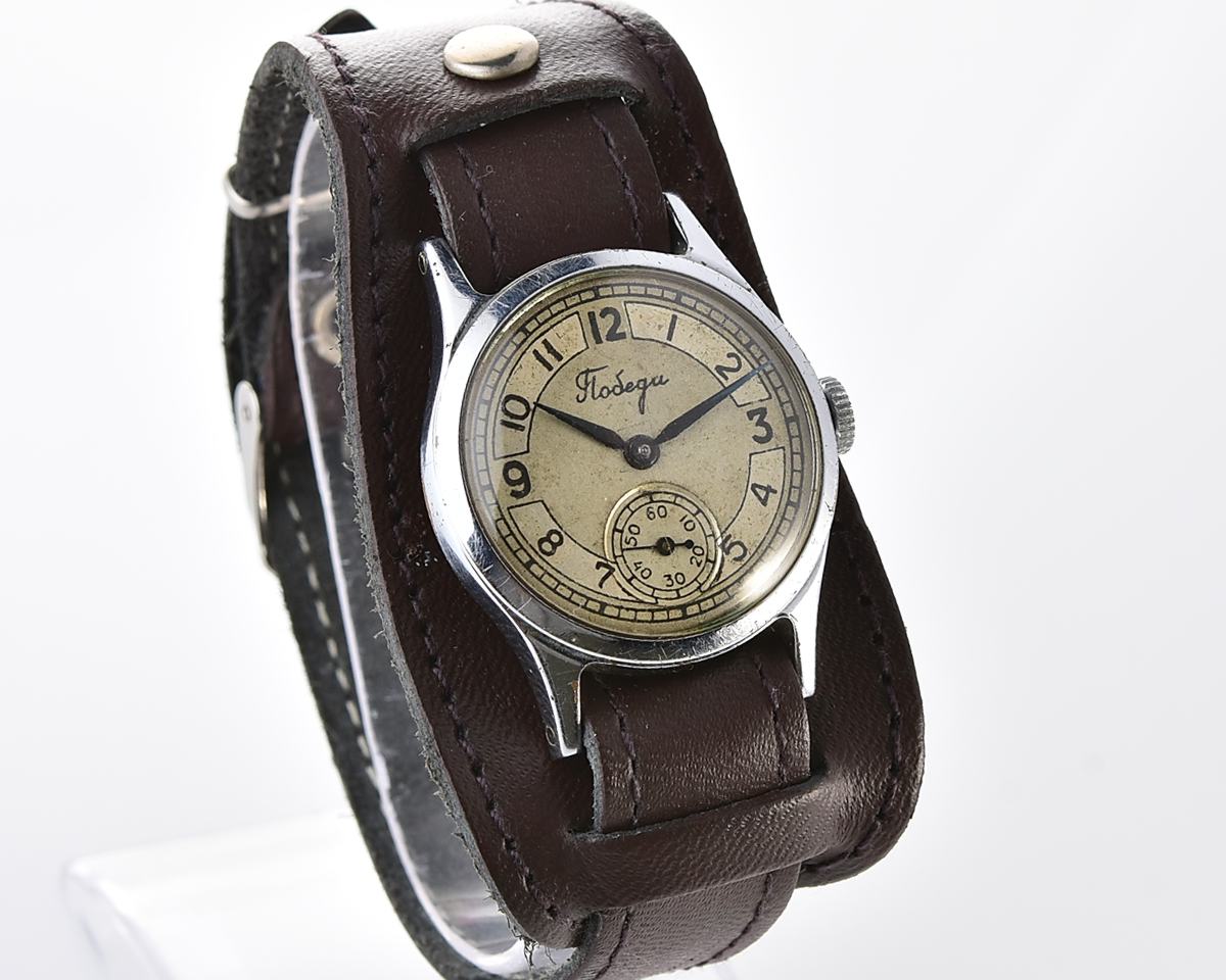 Vintage soviet mechanical watch POBEDA, 1MChZ, the 3rd quarter of 1951!