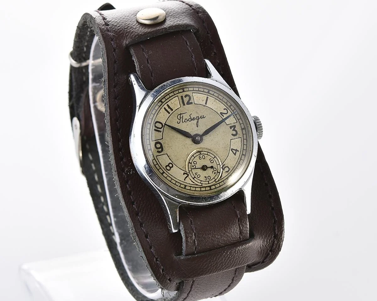 Vintage Soviet mechanical watch Pobeda, 1MChZ, the 3rd quarter of 1951!