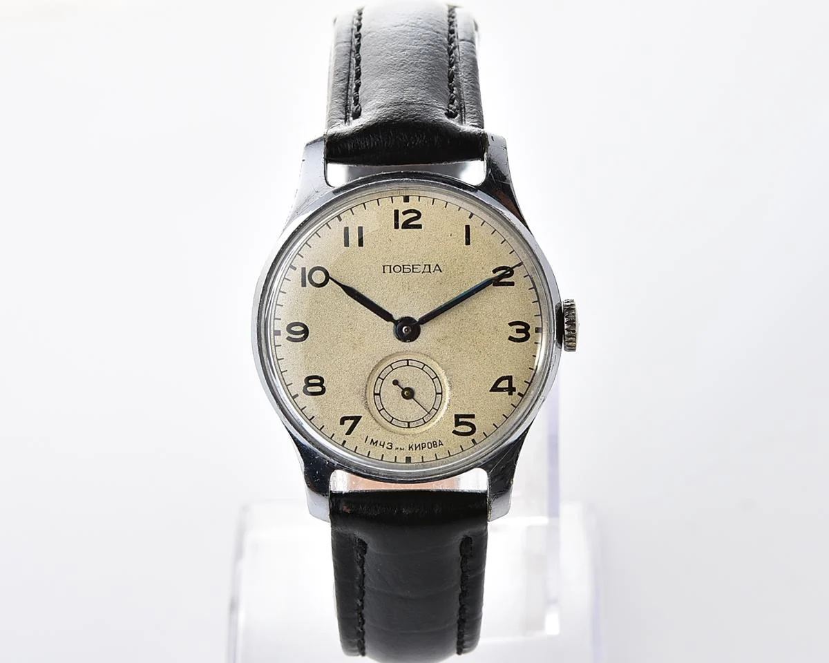 Vintage Soviet mechanical watch Pobeda, 1MChZ factory, the 1st quarter of 1952!