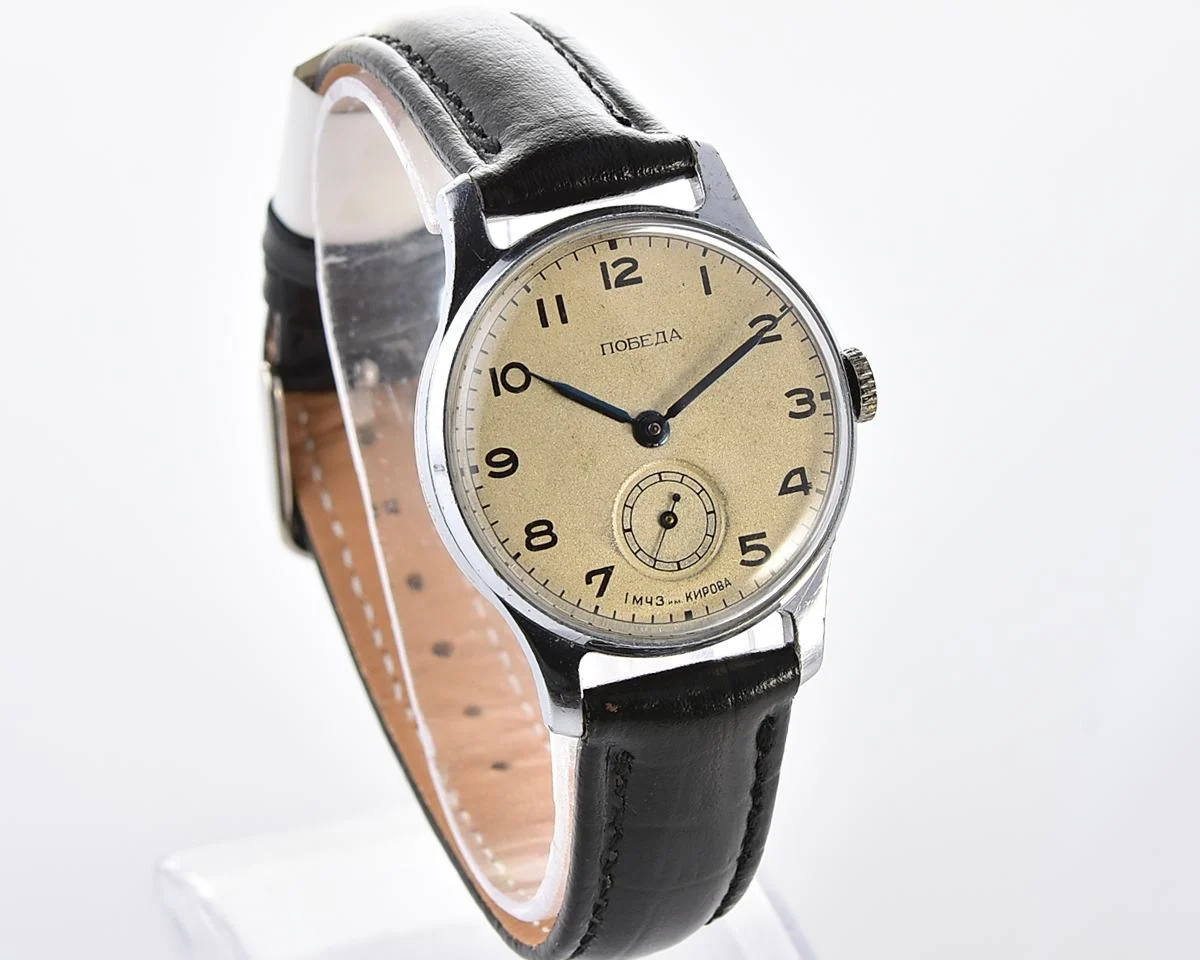 Vintage Soviet mechanical watch Pobeda, 1MChZ factory, the 1st quarter of 1952!