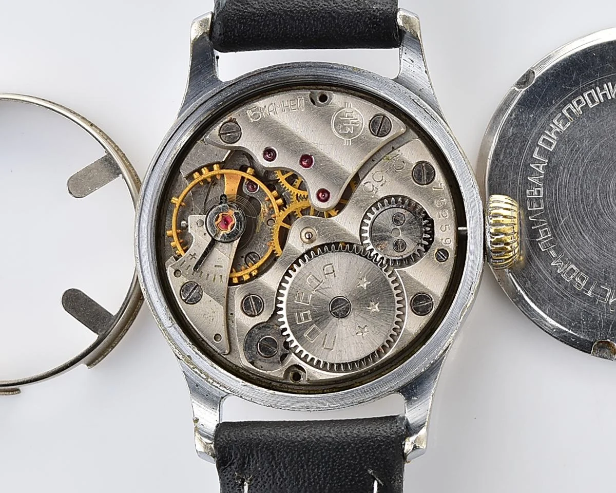 Excellent Soviet mechanical Pobeda watch, ChChZ, the 2nd quarter of 1955