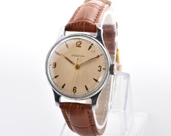 Vintage soviet POBEDA watch with central second hand, from 1950s, 1MChZ factory