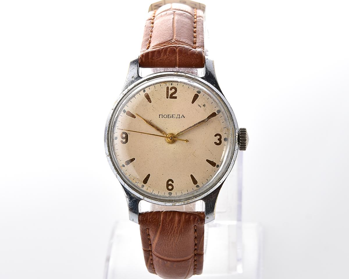 Vintage soviet POBEDA watch with central second hand, from 1950s, 1MChZ factory