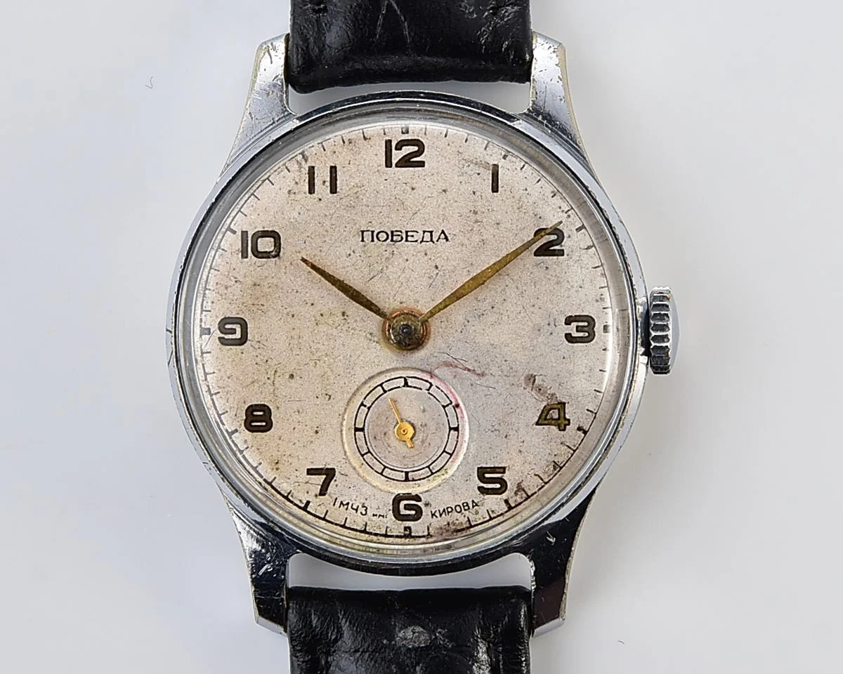 Vintage Soviet mechanical Pobeda wrist watch, 1MChZ, the 2nd quarter 1955