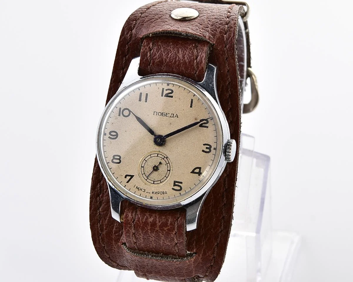 Vintage Soviet mechanical watch Pobeda, 1MChZ factory, the 3rd quarter of 1953!