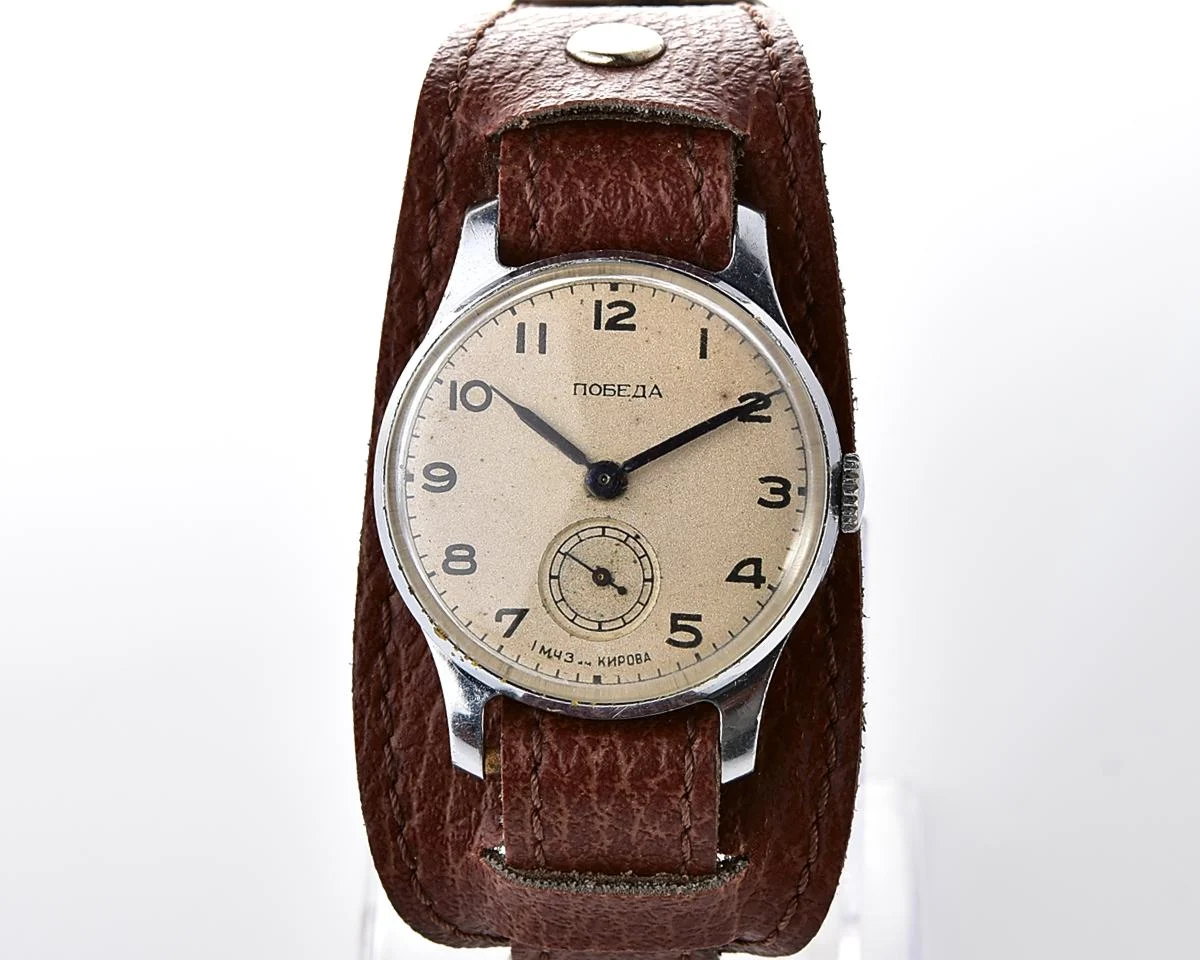 Vintage Soviet mechanical watch Pobeda, 1MChZ factory, the 3rd quarter of 1953!