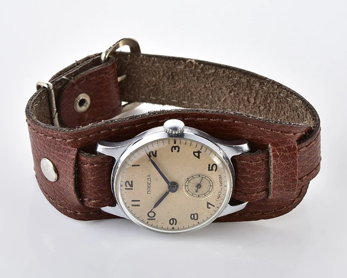 Vintage Soviet mechanical watch Pobeda, 1MChZ factory, the 3rd quarter of 1953!