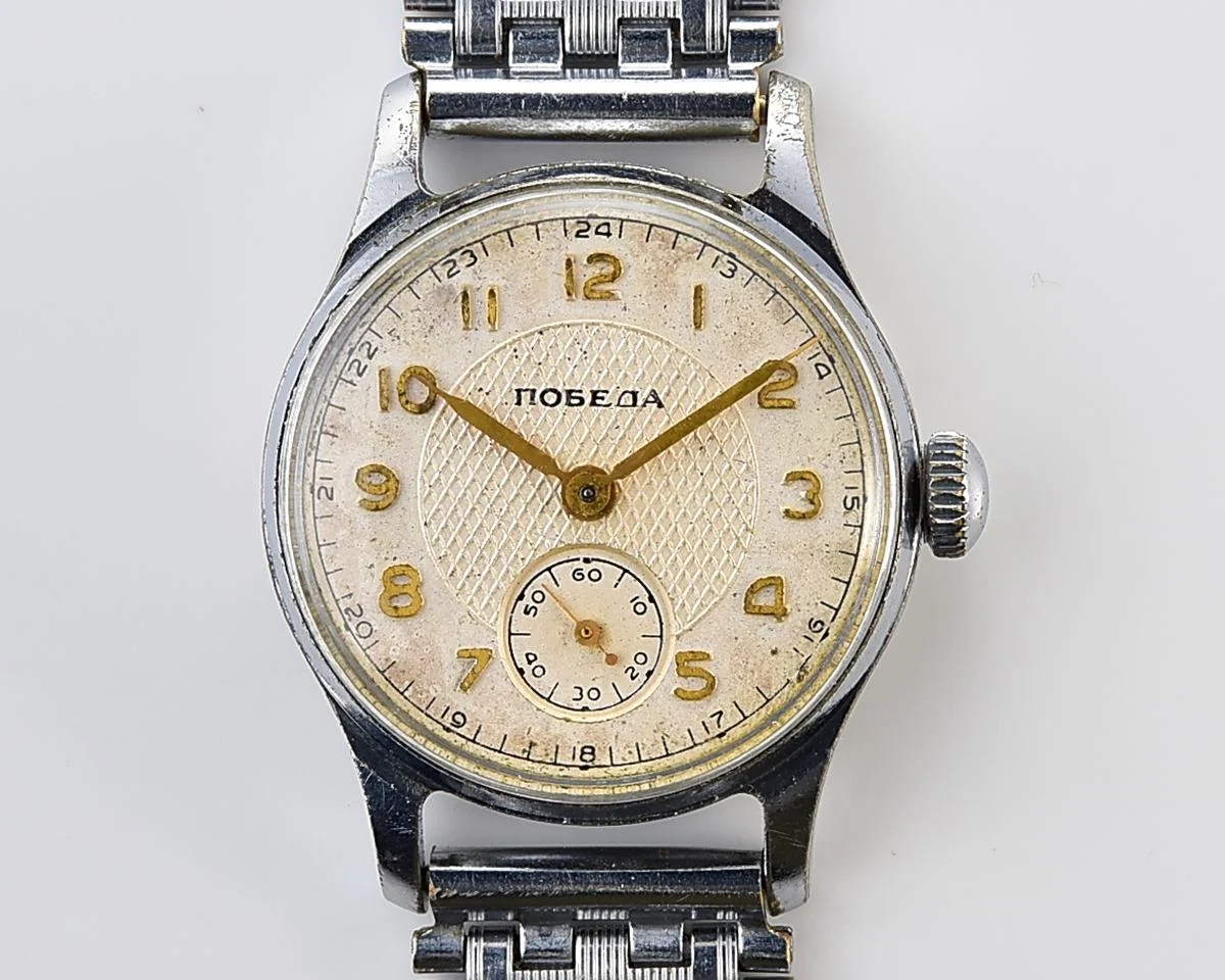 Soviet mechanical Pobeda watch in "hermetic" case, ChChZ, 4th quarter of 1955