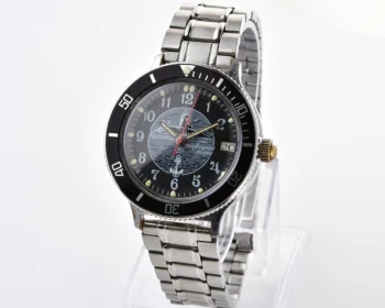 Vostok Amphibia with automatic self winding movement – Submarine captain!