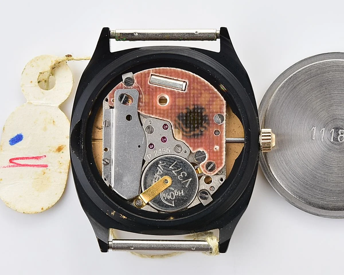 Excellent Soviet Poljot wristwatch with quartz movement