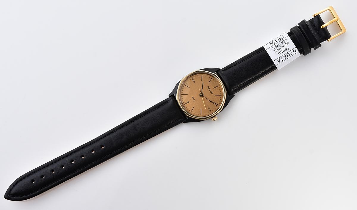 Excellent soviet POLJOT wristwatch with quartz movement