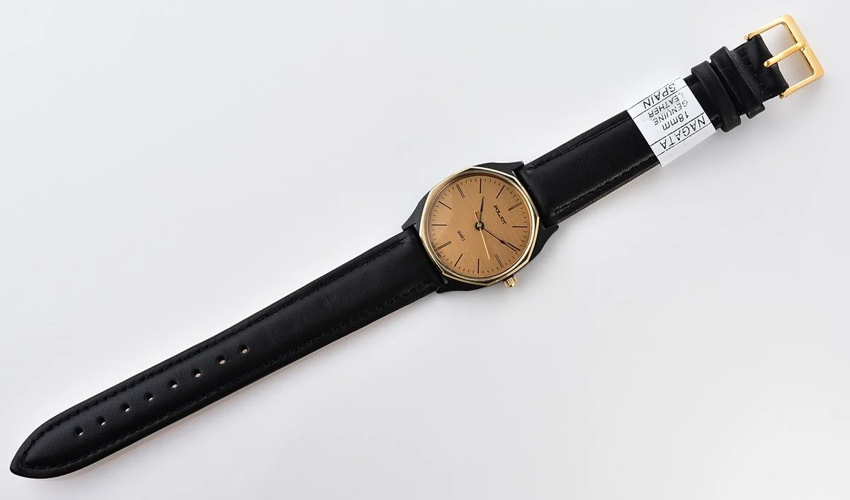 Excellent Soviet Poljot wristwatch with quartz movement