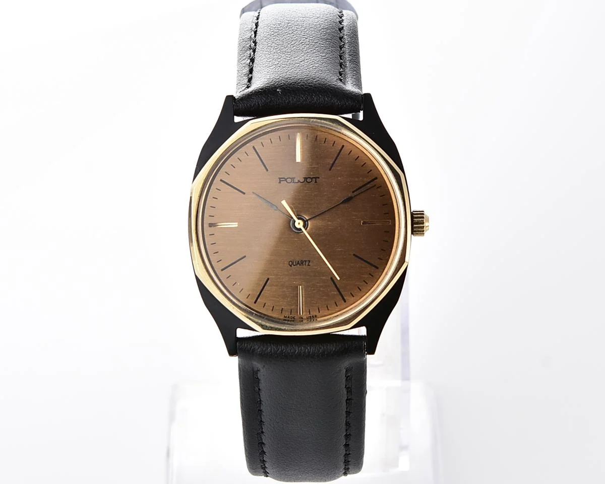 Excellent Soviet Poljot wristwatch with quartz movement