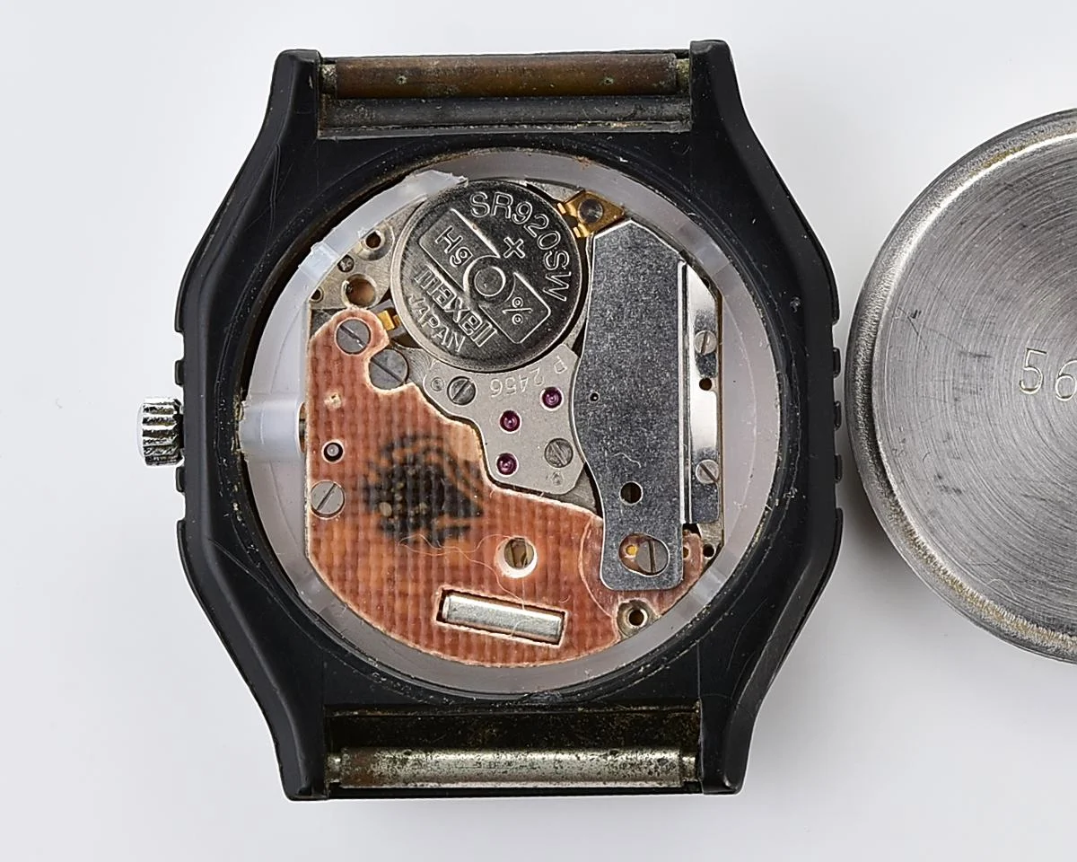 TIME CAPSULE: Soviet Poljot watch with quartz movement - New Old Stock (NOS)!