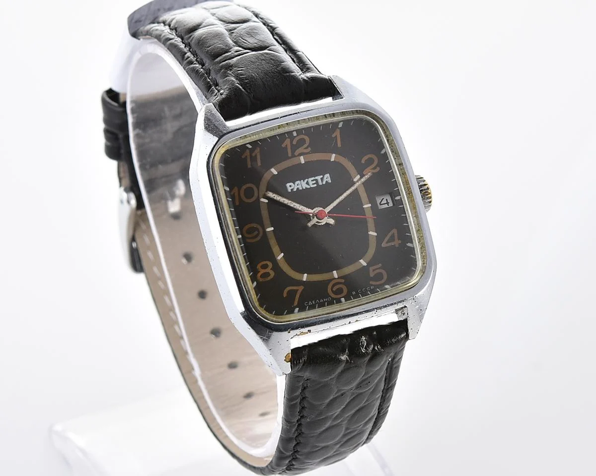 Vintage Soviet Raketa mechanical watch