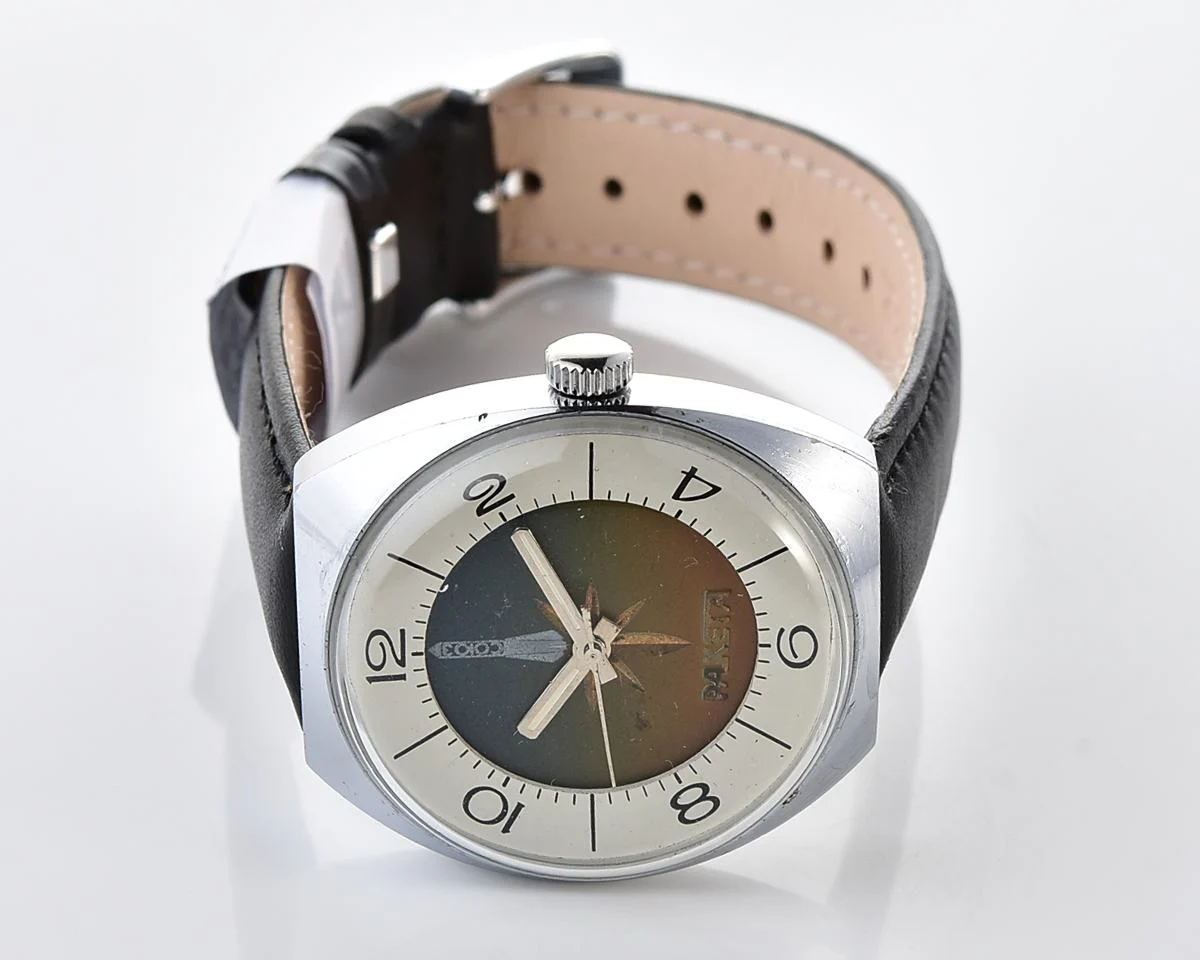 Excellent Raketa-Soyuz Soviet mechanical watch – relic of Soviet space exploration era!
