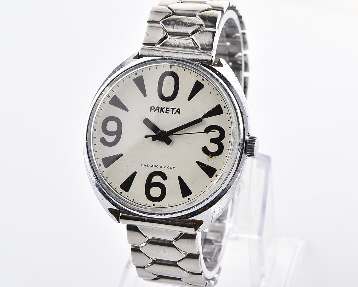 Soviet mechanical wristwatch RAKETA "Big Zero"