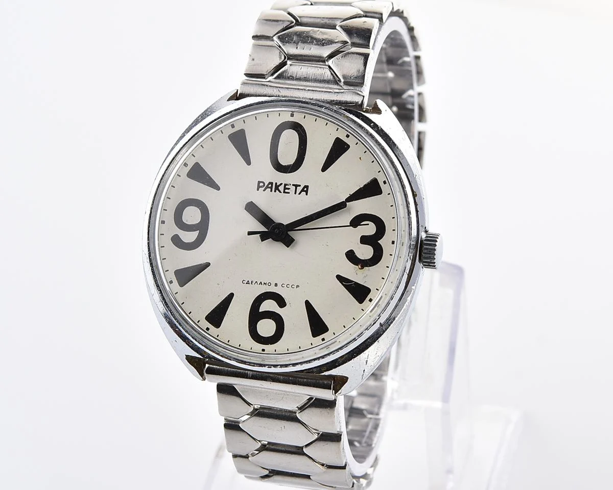 Soviet mechanical wristwatch Raketa "Big Zero"