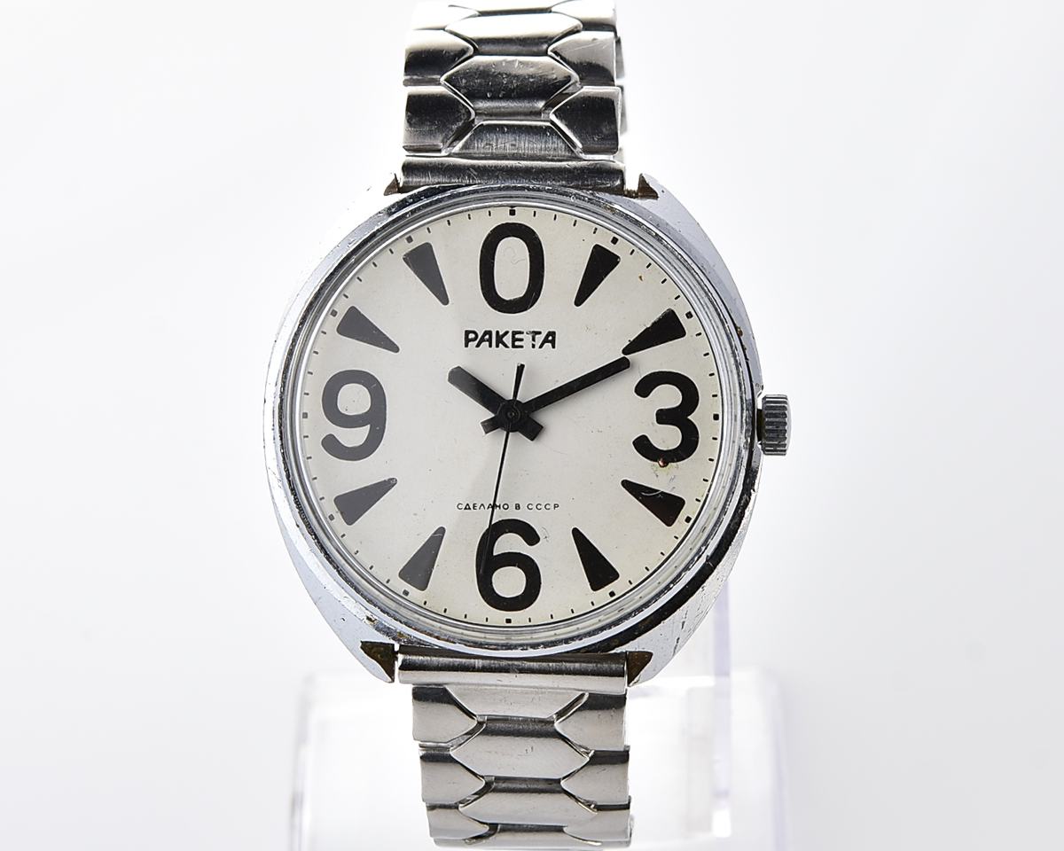 Soviet mechanical wristwatch RAKETA "Big Zero"